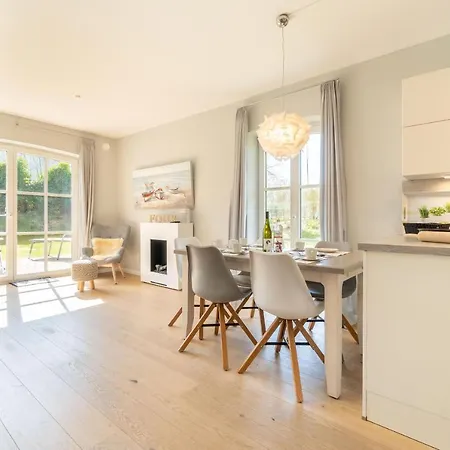 Holiday home Haus Am Leuchtturm 5 *